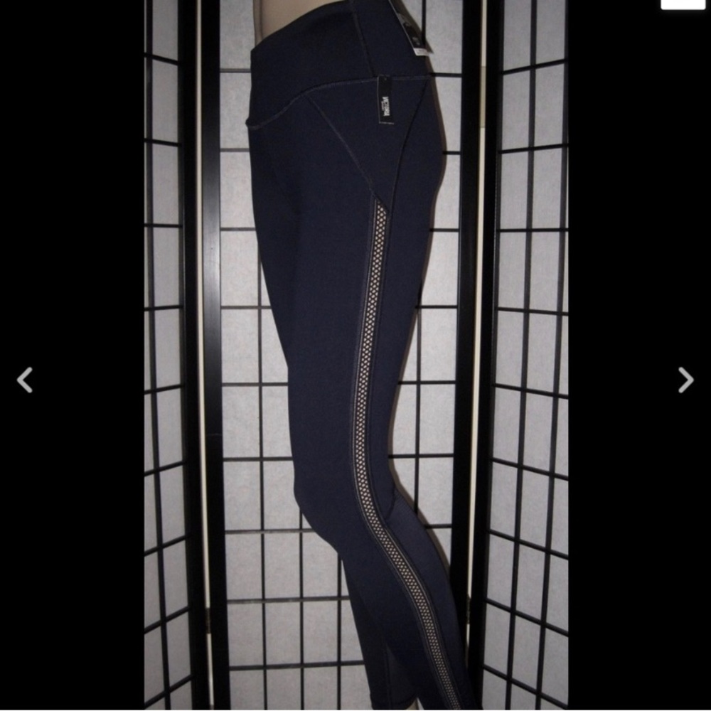 SOLD🚫❤️Knockout By Victoria Sport Tight❤️